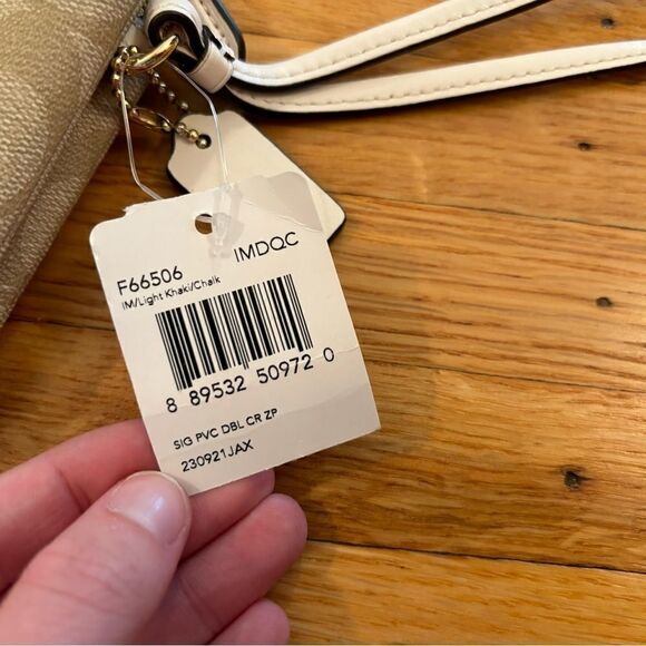 Coach Tan Double Zip Wristlet Wallet NWT - Picture 5 of 8